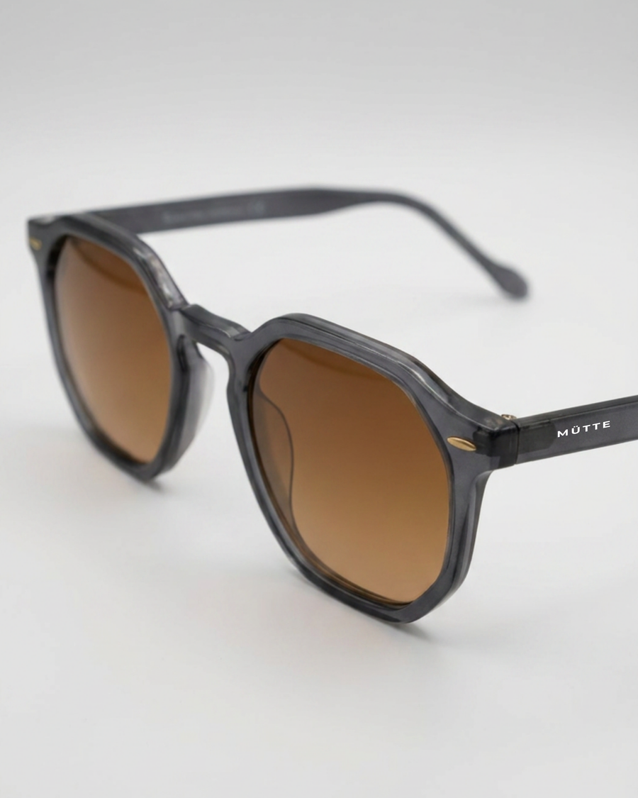 THE FRAME 003
