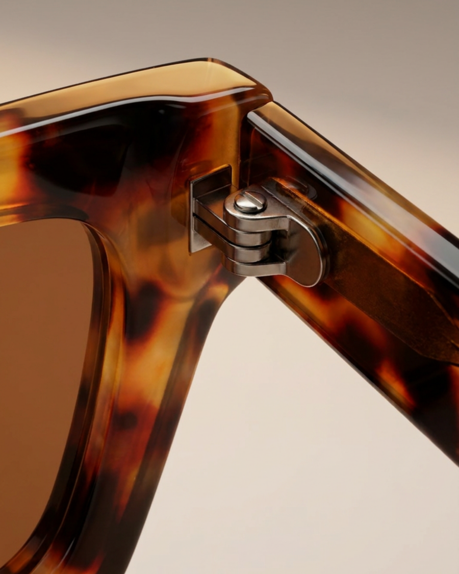 THE FRAME 021