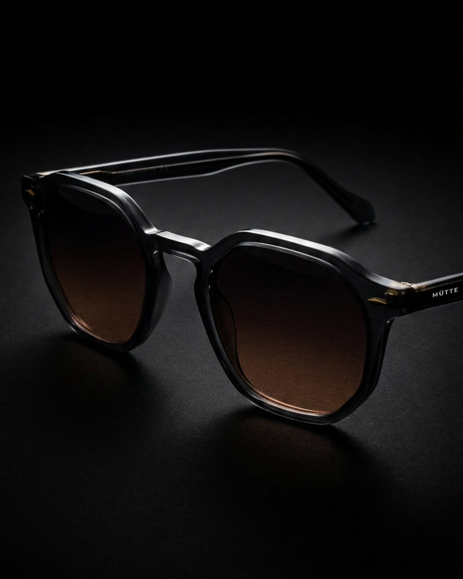 THE FRAME 003