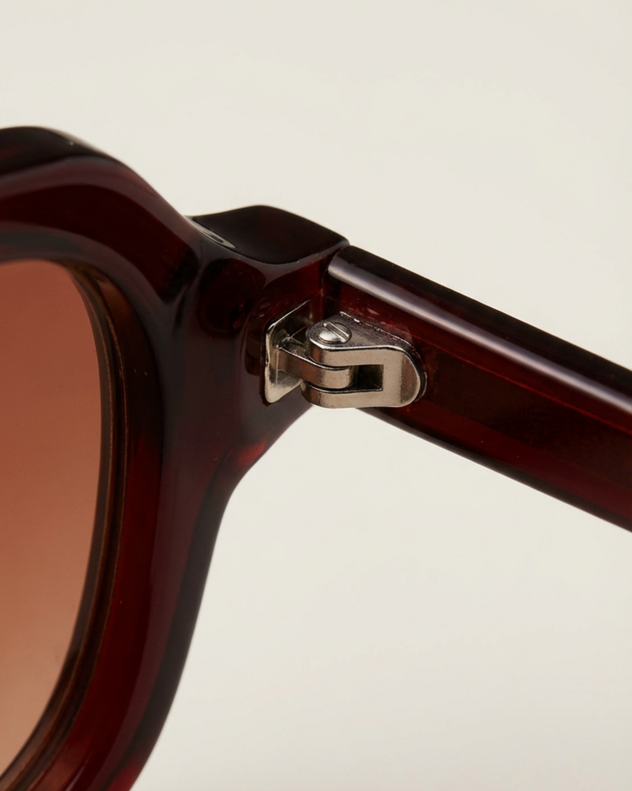 THE FRAME 027
