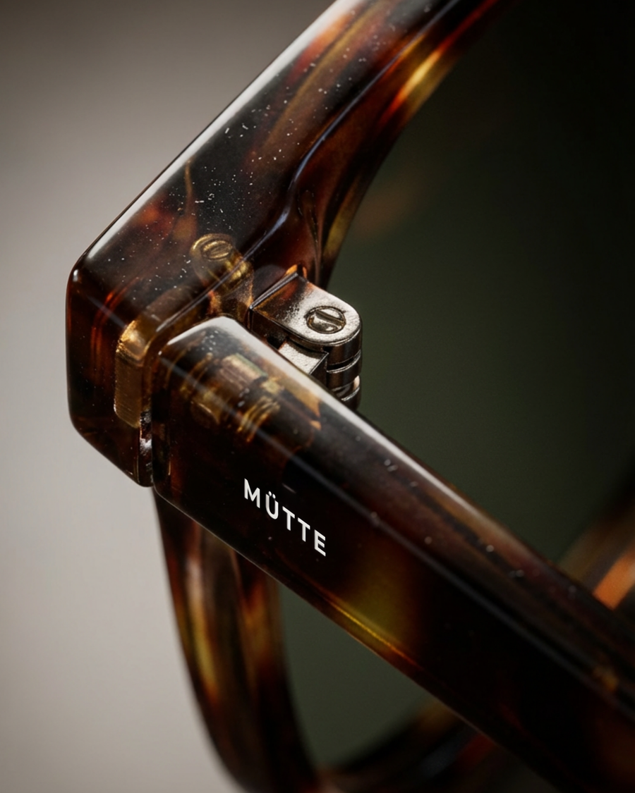 THE FRAME 013