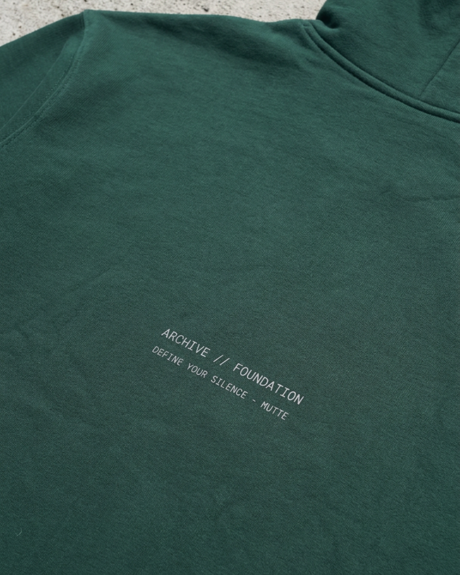 The Archive  H05 - Heavy Hoodie - Unmoved by the chaos - Green
